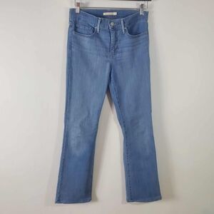 Levi’s 315 Shaping Bootcut Womens Jeans in Wash Blue Size 28